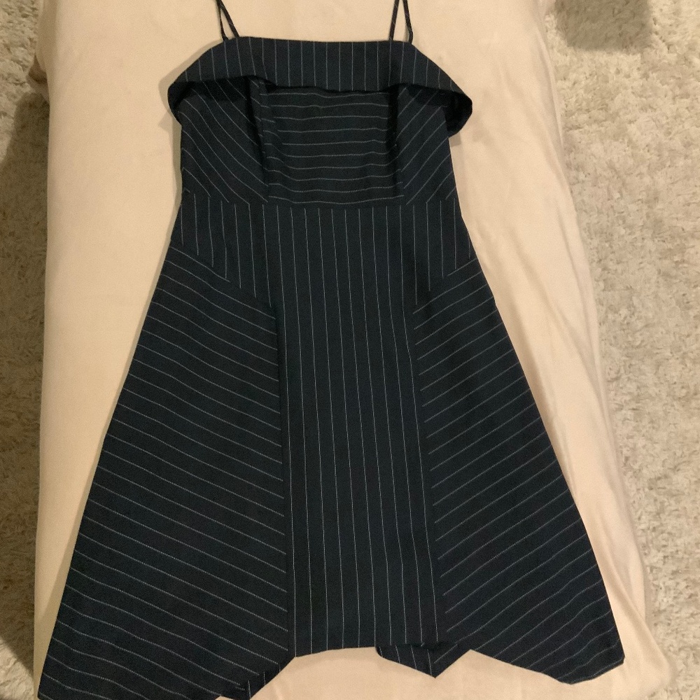 Banana Republic Navy White 8 Pinstripes Handkerchief hem Adjustable Straps Dress